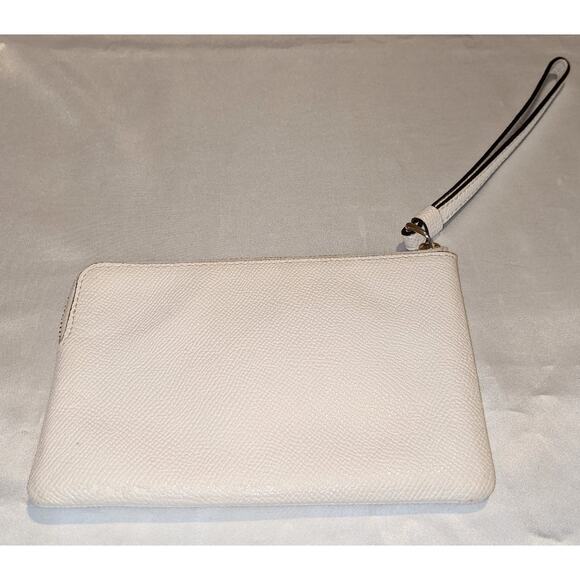 Coach Women's Corner Zip Ivory Pebbled Leather Wristlet Minimalist 6" X 4" - Picture 6 of 11